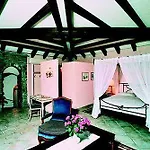 Romantik Castello Seeschloss Hotel 4*