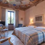 Romantik Castello Seeschloss Hotel 4*