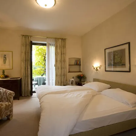 Hotel Castello Seeschloss, Lake & Pool Castle 4*
