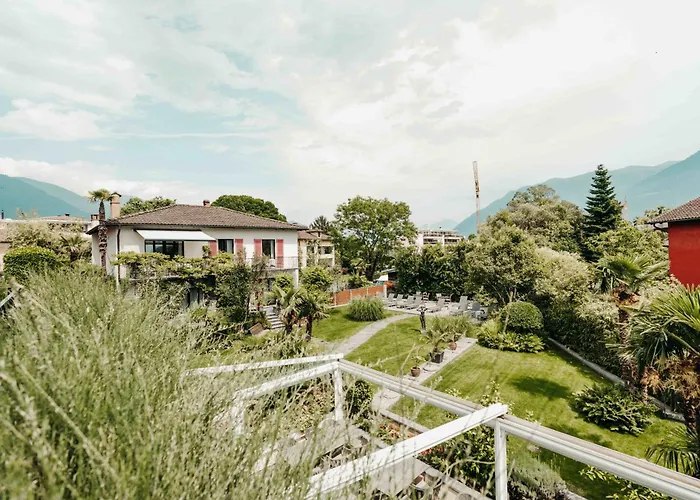 Romantik Castello Seeschloss Готель