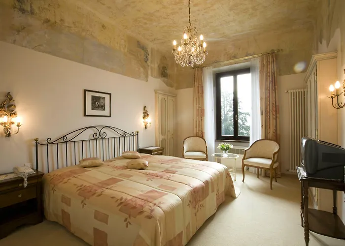 Romantik Castello Seeschloss Готель