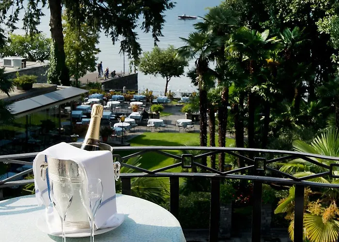 Romantik Castello Seeschloss Hotel 4*